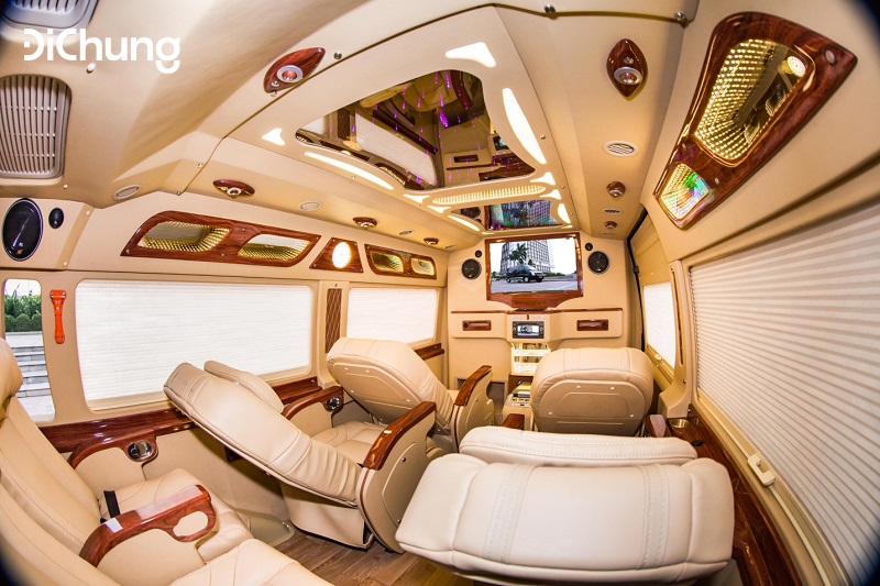 Xe Limousine Nội Bài Sapa thoải mái