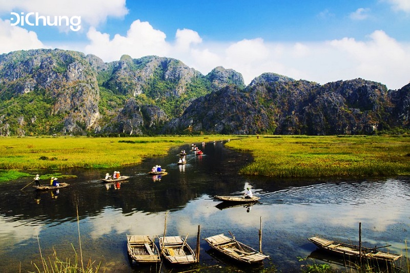 Thuê xe 16 chỗ Hà Nội Ninh Bình đi khám phá Ninh Bình