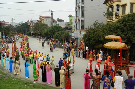 Lễ hội Đền Mẫu Hưng Yên