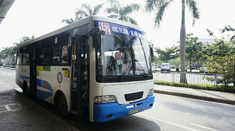Bus 152